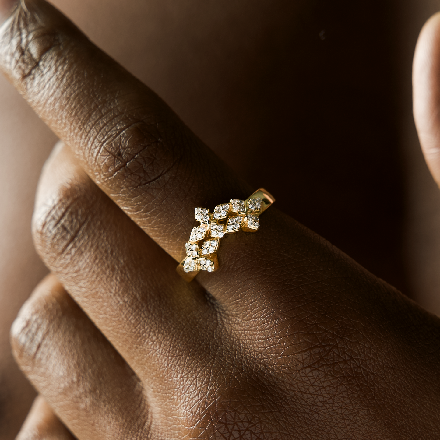 Iced triple crossed star ring - Doré