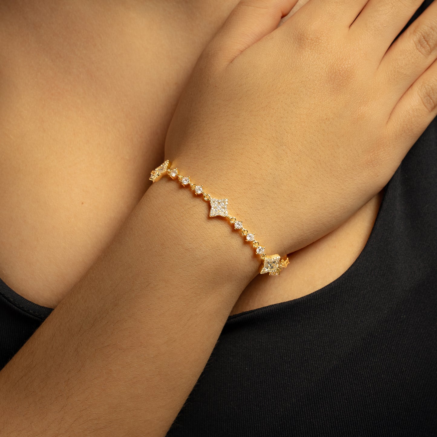 Flower Tennis Bracelet Gold