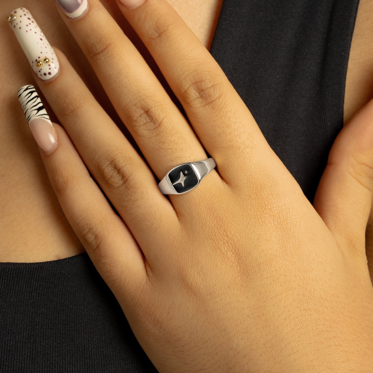 Signature Square signet ring argentée