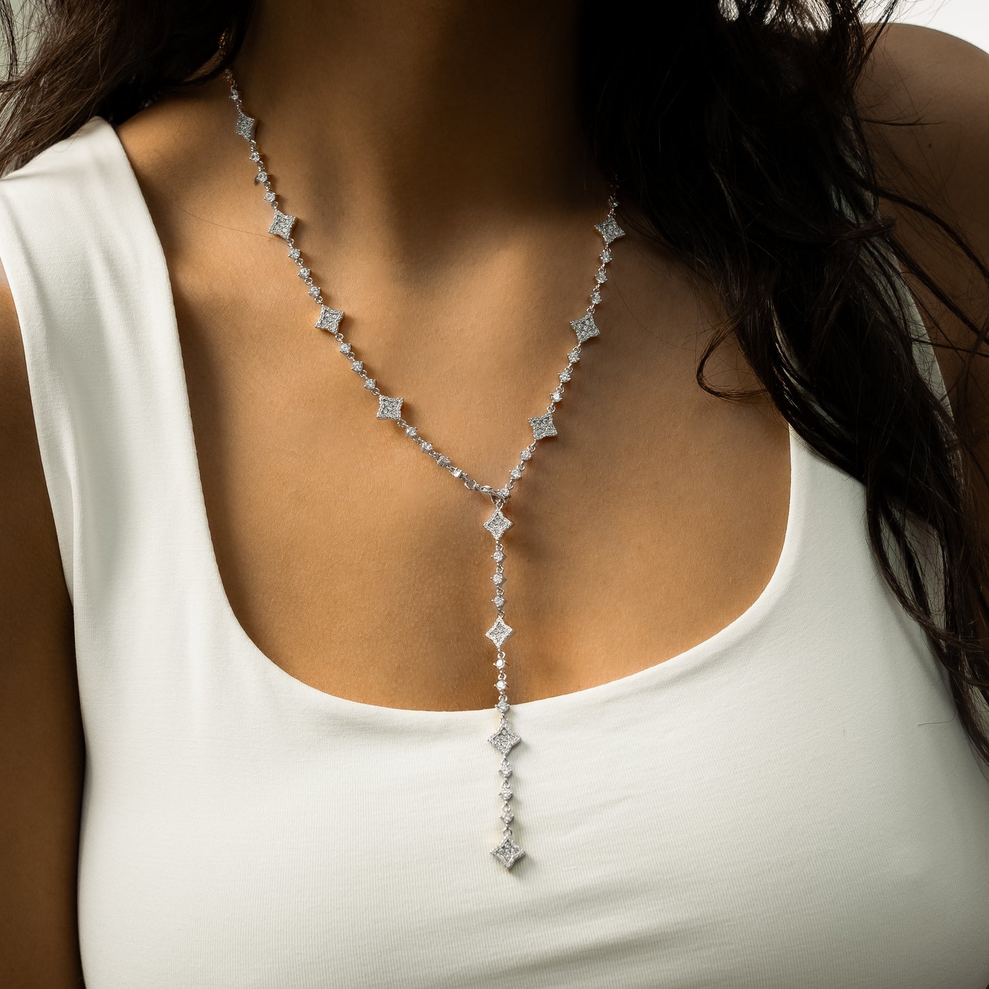 Lariat Flower Tennis Silver - White Stones
