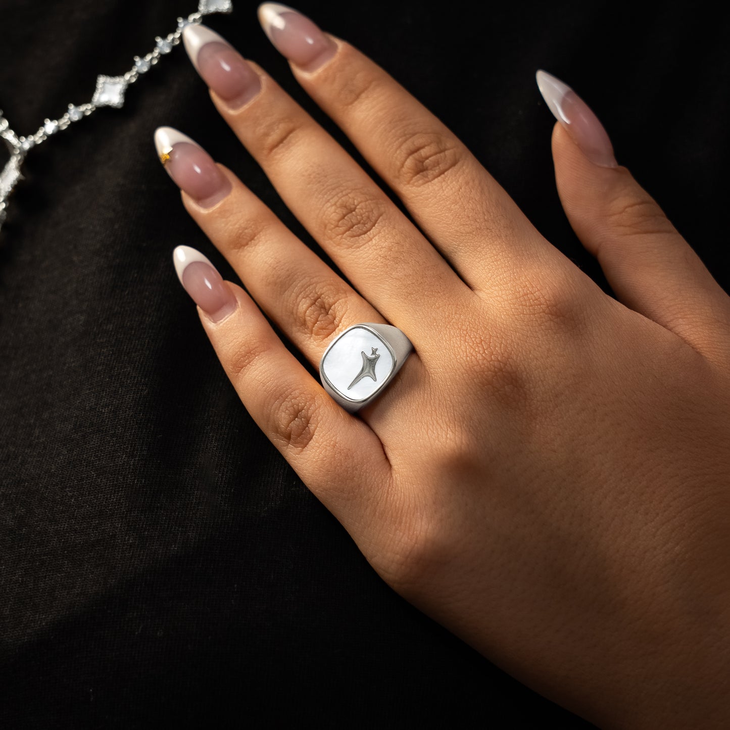 Raw Ring Argentée - Motif Blanc