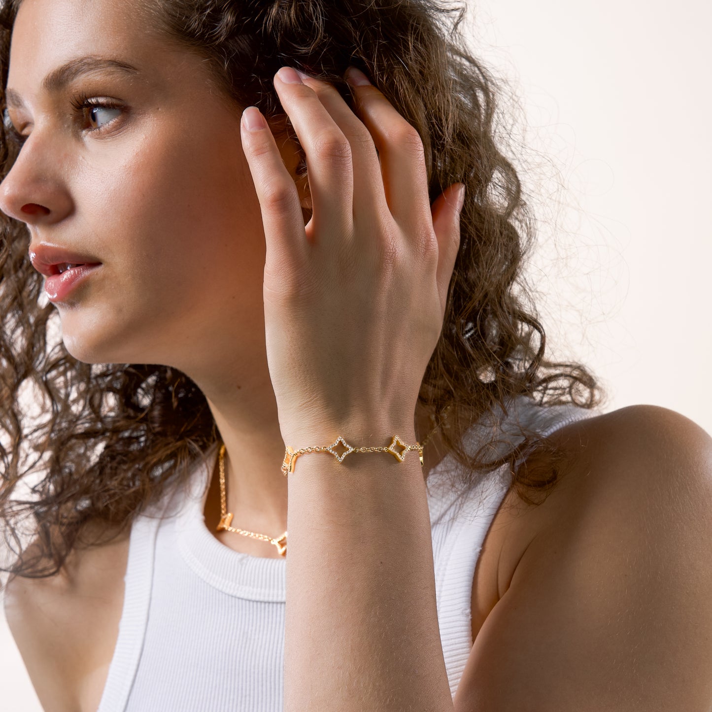 Hollow Flower Bracelet Gold